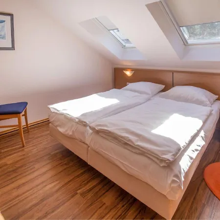 Duenenpark - Komfortplus Mit 1 Schlafzimmer Und Balkon Im Dachgeschoss 183 * Binz